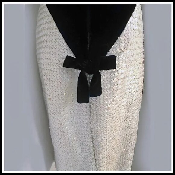 Black Velvet Cocktail Dress with White Sequins! Bombshell Formal Sheath 50s VTG - Picture 9 of 16